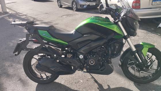 BAJAJ DOMINAR 400 